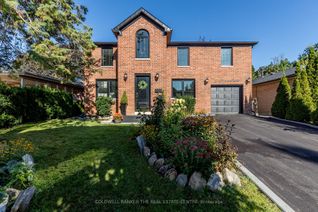 Detached House for Sale, 17 Sonneck Sq, Toronto, ON