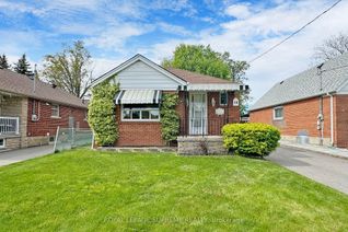 Detached House for Sale, 14 Westchester Rd, Toronto, ON