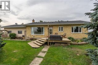 Detached House for Sale, 9460 Hickory Drive, Strathroy, ON