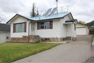 Detached House for Sale, 1914 Cook Street, Creston, BC