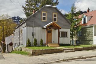 House for Sale, 2131 Queen Street, Rossland, BC