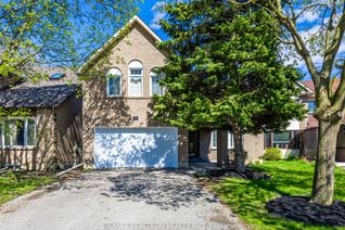 Detached House for Sale, 17 Finlayson Crt, Vaughan, ON