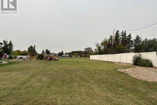 Property for Sale, 140 S 300 E, Raymond, AB