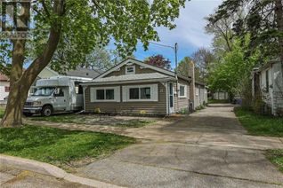 Bungalow for Sale, 17 Churchill Street, St. Catharines, ON