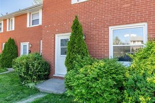 Townhouse for Sale, 26 Orchard Place, Chatham, ON