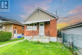 Detached House for Sale, 103 Glassco Avenue N, Hamilton, ON