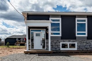 Semi-Detached House for Sale, 17 Mia St, Shediac, NB