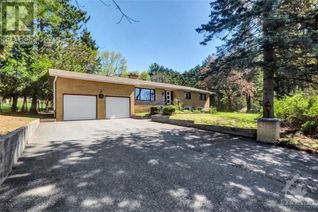 Bungalow for Sale, 216 Donald B Munro Drive, Carp, ON