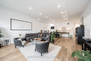 Freehold Townhouse for Rent, 638 Queen St #Upper, Toronto, ON