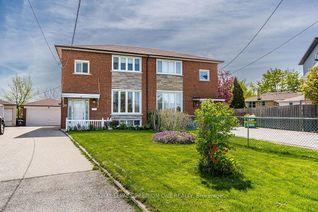 Semi-Detached House for Sale, 15 Talent Cres, Toronto, ON