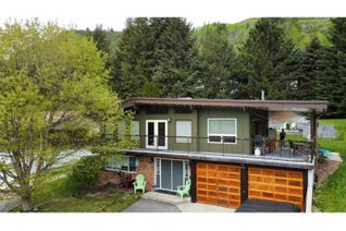 House for Sale, 918 7th Street, Montrose, BC