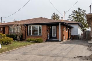 Semi-Detached House for Sale, 129 Parkdale Avenue S, Hamilton, ON