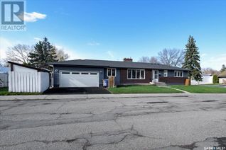 Detached House for Sale, 28 Carson Road, Regina, SK