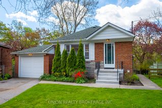 Detached House for Sale, 19 Innisdale Dr, Toronto, ON
