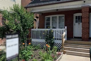 Semi-Detached House for Rent, 867 Broadview Ave #Upper, Toronto, ON