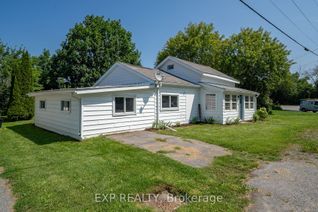Detached House for Sale, 216 Oak St, Prince Edward County, ON