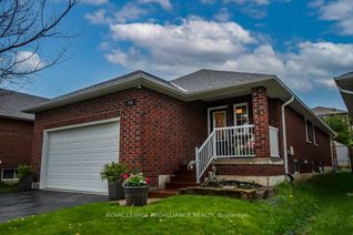 Detached House for Sale, 713 Overend Gdns, Peterborough, ON