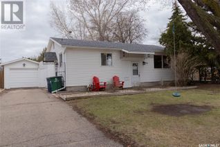 Detached House for Sale, 320 Simon Fraser Crescent, Saskatoon, SK