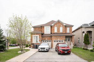 Semi-Detached House for Sale, 3220 Equestrian Cres, Mississauga, ON
