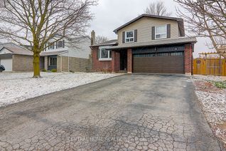 Detached House for Sale, 26 Ashton Rd, Newmarket, ON