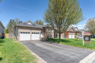 Bungalow for Sale, 28 Princess Point Dr, Wasaga Beach, ON