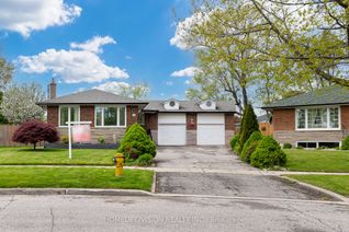 Bungalow for Sale, 12 Chatsmere Pl, Toronto, ON