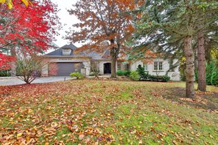 Bungalow for Sale, 16 Fifeshire Rd, Toronto, ON
