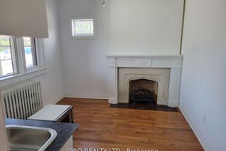 Apartment for Rent, 719 Coxwell Ave #1 Main, Toronto, ON