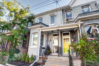 Freehold Townhouse for Rent, 31 Manning Ave, Toronto, ON