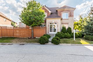 Detached House for Sale, 17 Silktop Tr, Brampton, ON