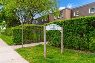 Townhouse for Sale, 27 Tealham Dr #39, Toronto, ON