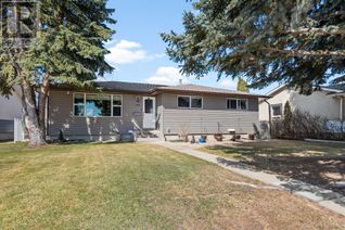 Bungalow for Sale, 3306 43 Avenue, Red Deer, AB