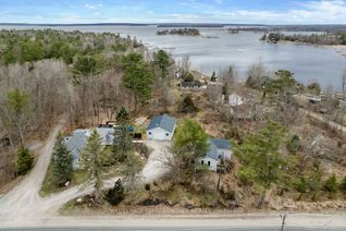 Detached House for Sale, 1101 Honey Harbour Rd N, Georgian Bay, ON