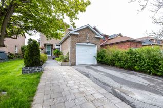Detached House for Sale, 18 Tipton Cres, Ajax, ON