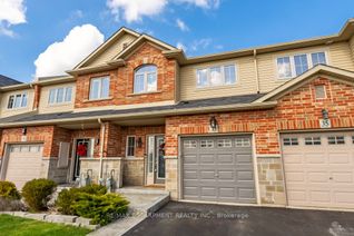 Freehold Townhouse for Sale, 33 Redcedar Cres, Hamilton, ON