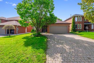 Detached House for Sale, 321 Jelley Ave, Newmarket, ON