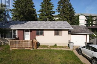 Detached House for Sale, 5521 47th Street, High Prairie, AB