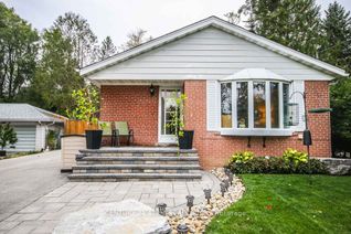 Bungalow for Rent, 7 Child Dr, Aurora, ON