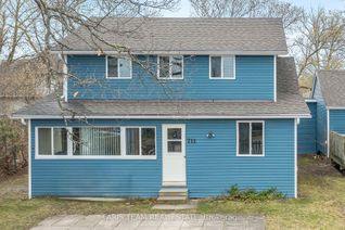 Detached House for Rent, 711 Mosley St, Wasaga Beach, ON