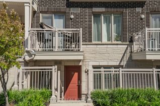 Condo Townhouse for Sale, 90 Eastwood Park Gdns S #22, Toronto, ON