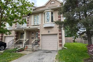 Townhouse for Sale, 302 College Ave W #47, Guelph, ON