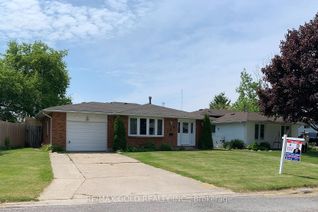 Detached House for Sale, 169 Hanna Cres, Sarnia, ON