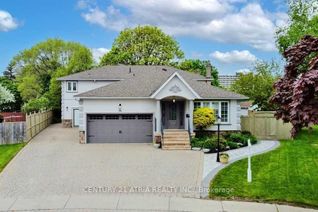 Detached House for Sale, 10 Argonaut Pl, Toronto, ON