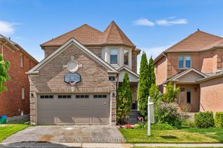 Detached House for Sale, 22 Rocksprings Ave, Richmond Hill, ON