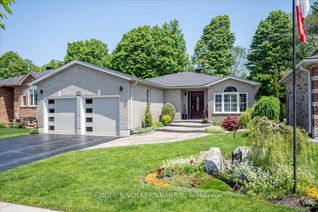 Detached House for Sale, 104 Crompton Dr, Barrie, ON