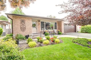 Detached House for Sale, 4 Rapallo Mews, Mississauga, ON