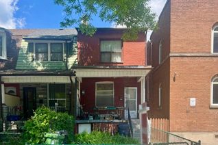 Townhouse for Sale, 26 Carr St, Toronto, ON