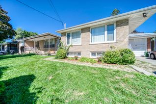 Detached House for Rent, 36 Beaver Valley Rd #Unit #1, Toronto, ON