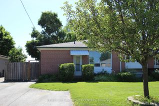 Semi-Detached House for Sale, 224 Axminster Dr, Richmond Hill, ON