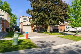 Semi-Detached House for Sale, 249 Collings Ave, Bradford West Gwillimbury, ON
